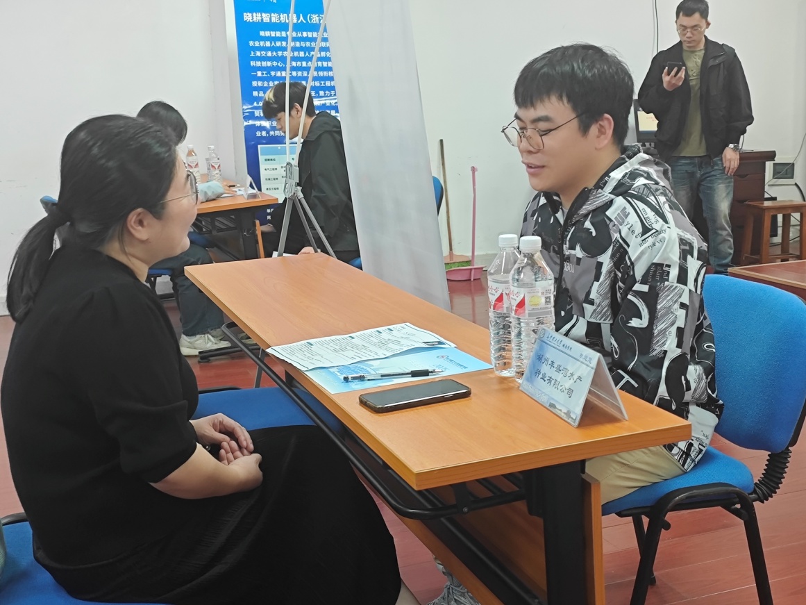 图示, 示意图
中度可信度描述已自动生成:ver1